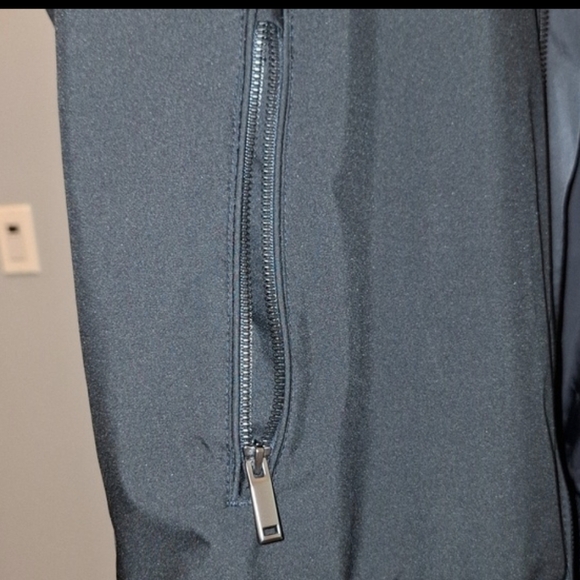 Calvin Klein Bomber Jacket - Picture 9 of 9